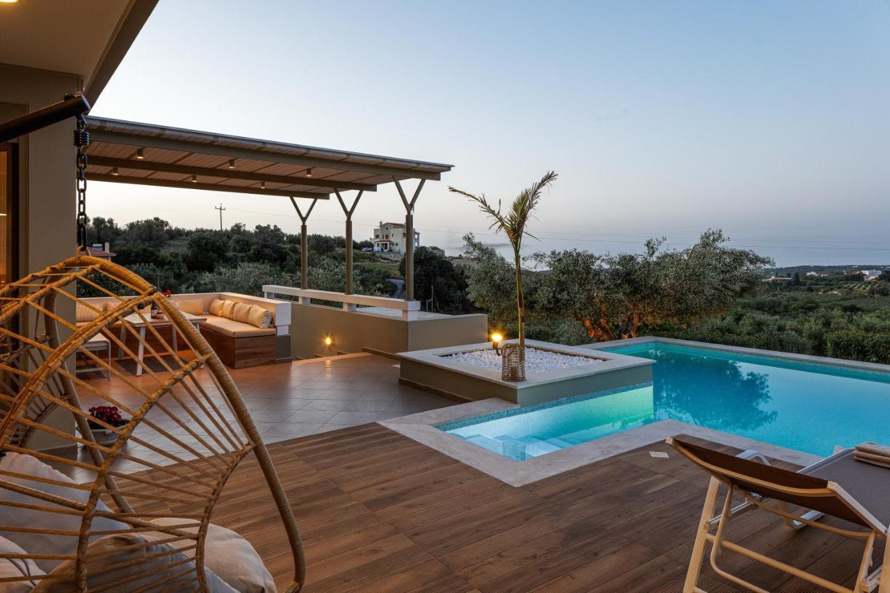 Rizes Villa With Jacuzzi & Heated Pool Agia Triada Eksteriør bilde