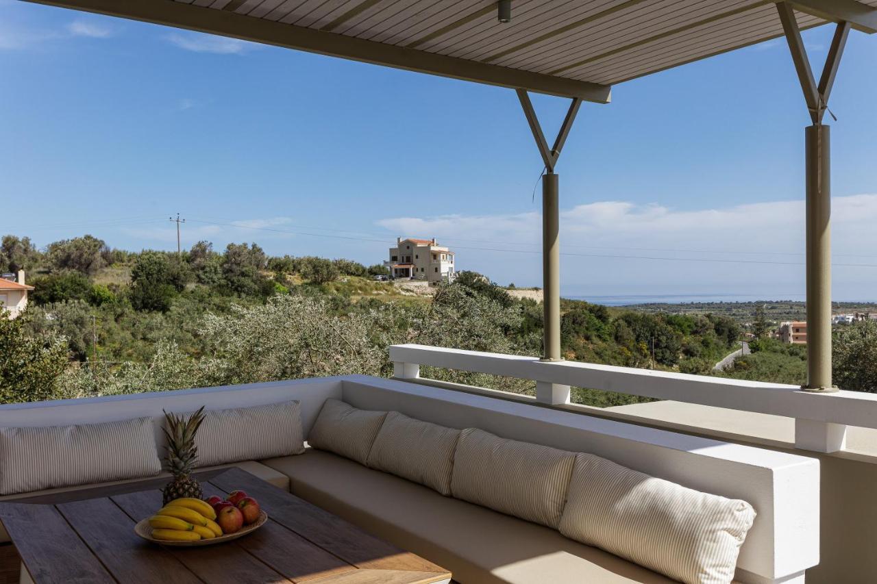 Rizes Villa With Jacuzzi & Heated Pool Agia Triada Eksteriør bilde