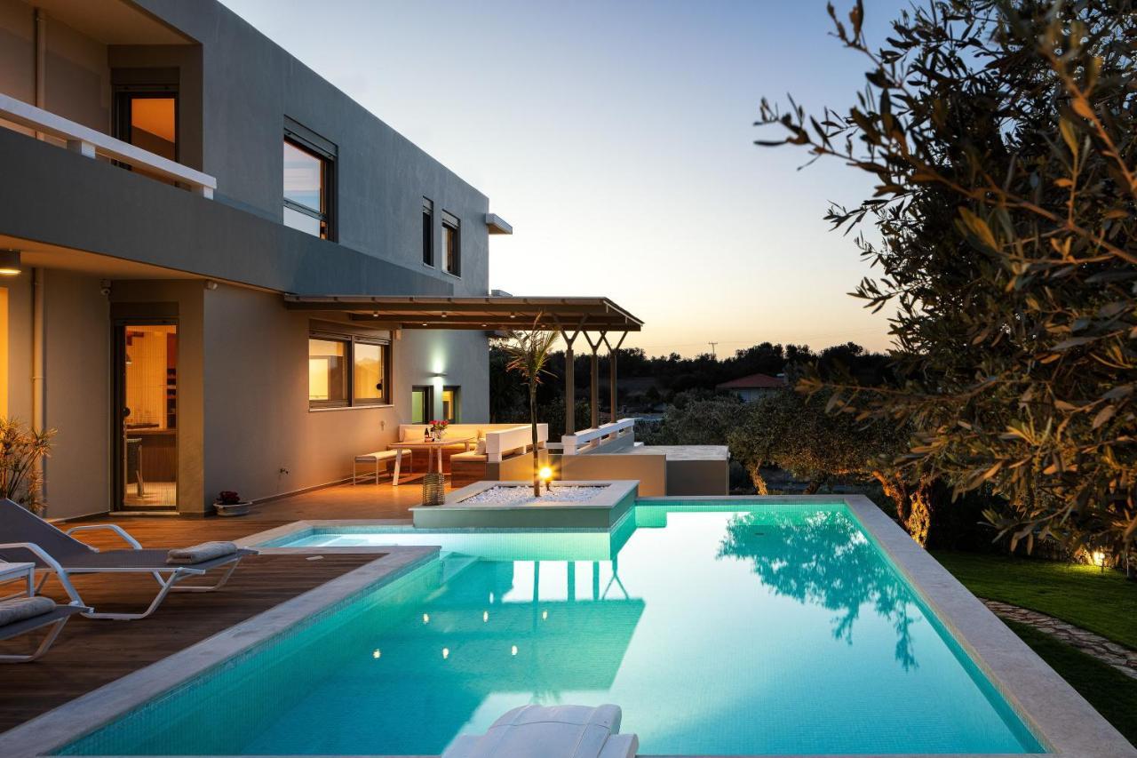 Rizes Villa With Jacuzzi & Heated Pool Agia Triada Eksteriør bilde