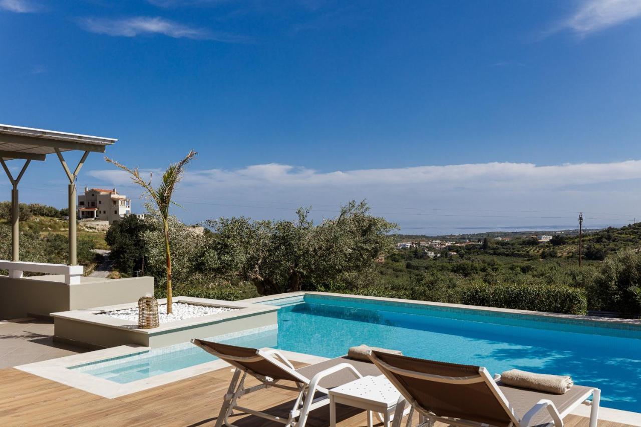Rizes Villa With Jacuzzi & Heated Pool Agia Triada Eksteriør bilde